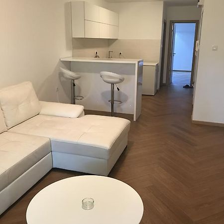 Afrodita Novi Sad Esterno foto