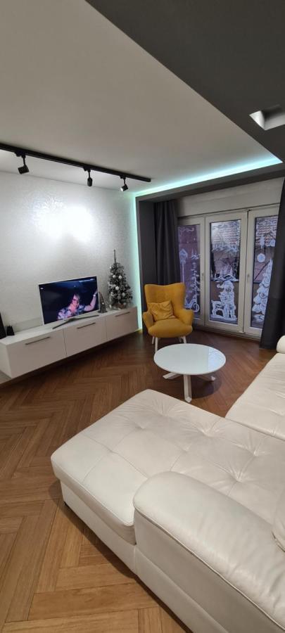 Afrodita Novi Sad Esterno foto