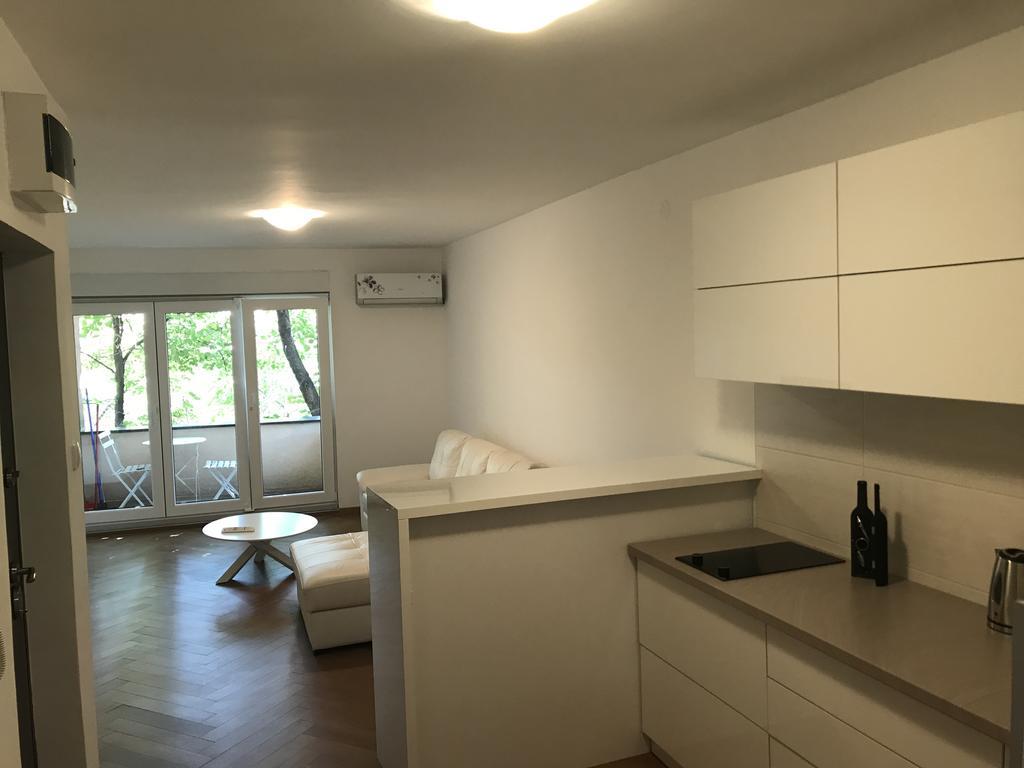 Afrodita Novi Sad Esterno foto