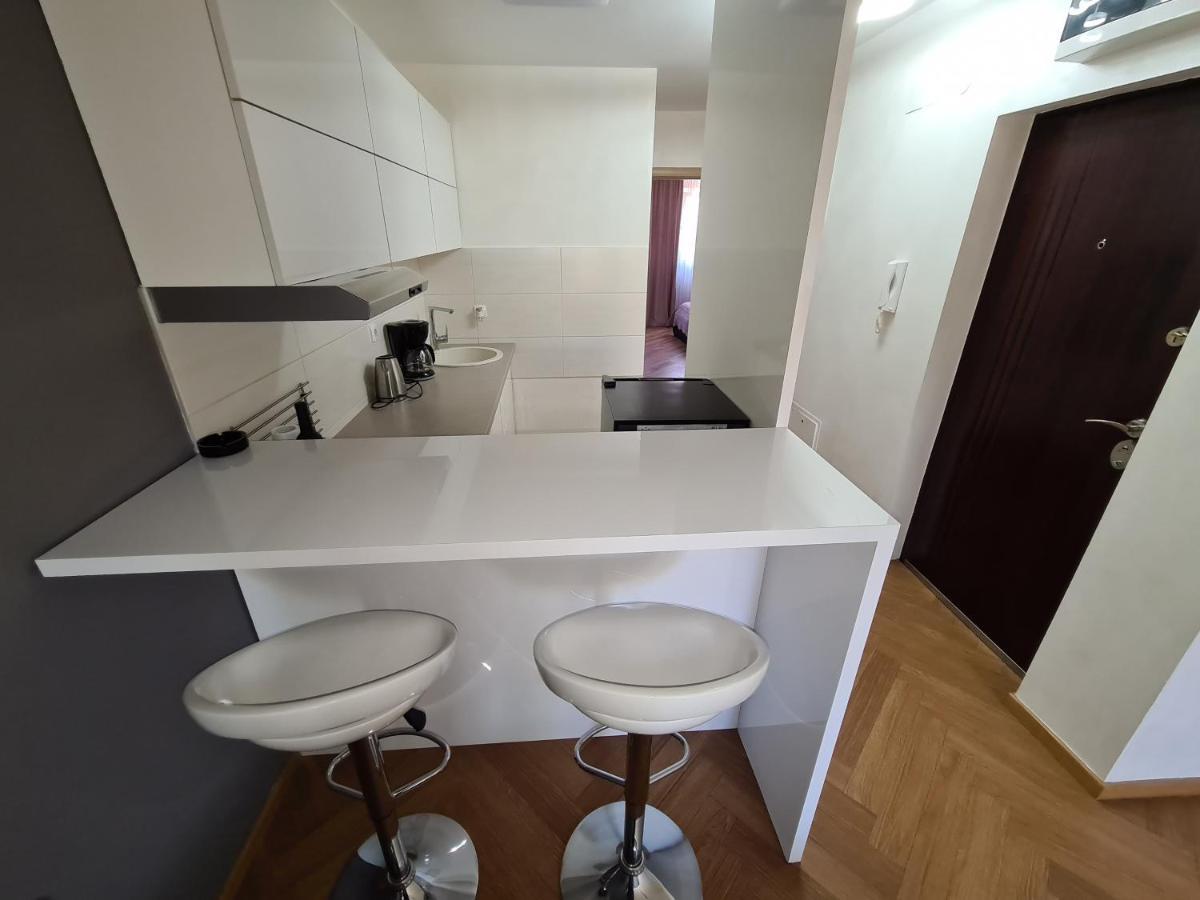 Afrodita Novi Sad Esterno foto